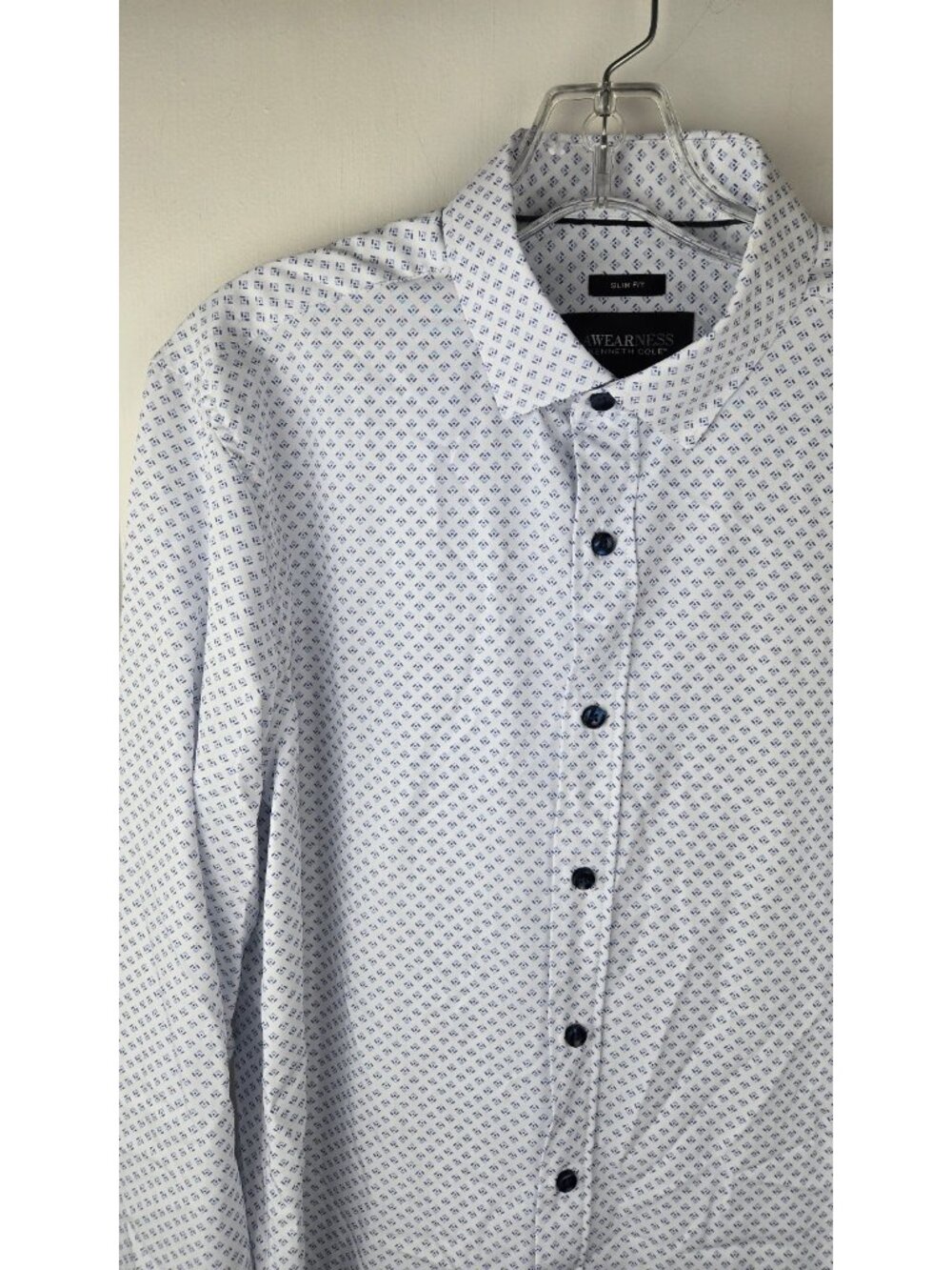 AWEARNESS Kenneth Cole Button Shirt Slim Fit with Awear technology MED
